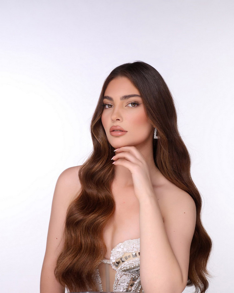 Eljona Hajdari